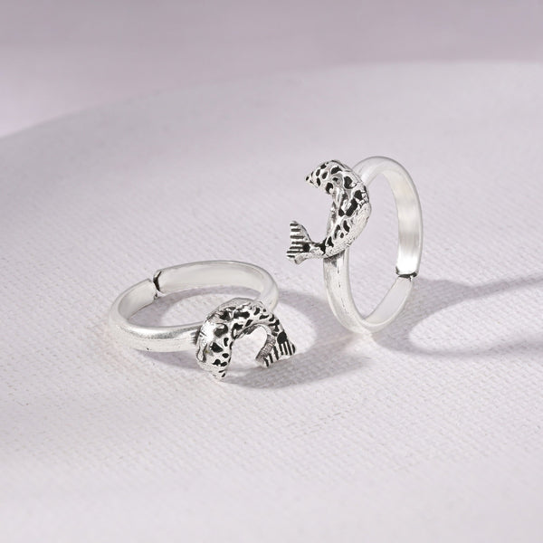 Fish Motif Toe Ring